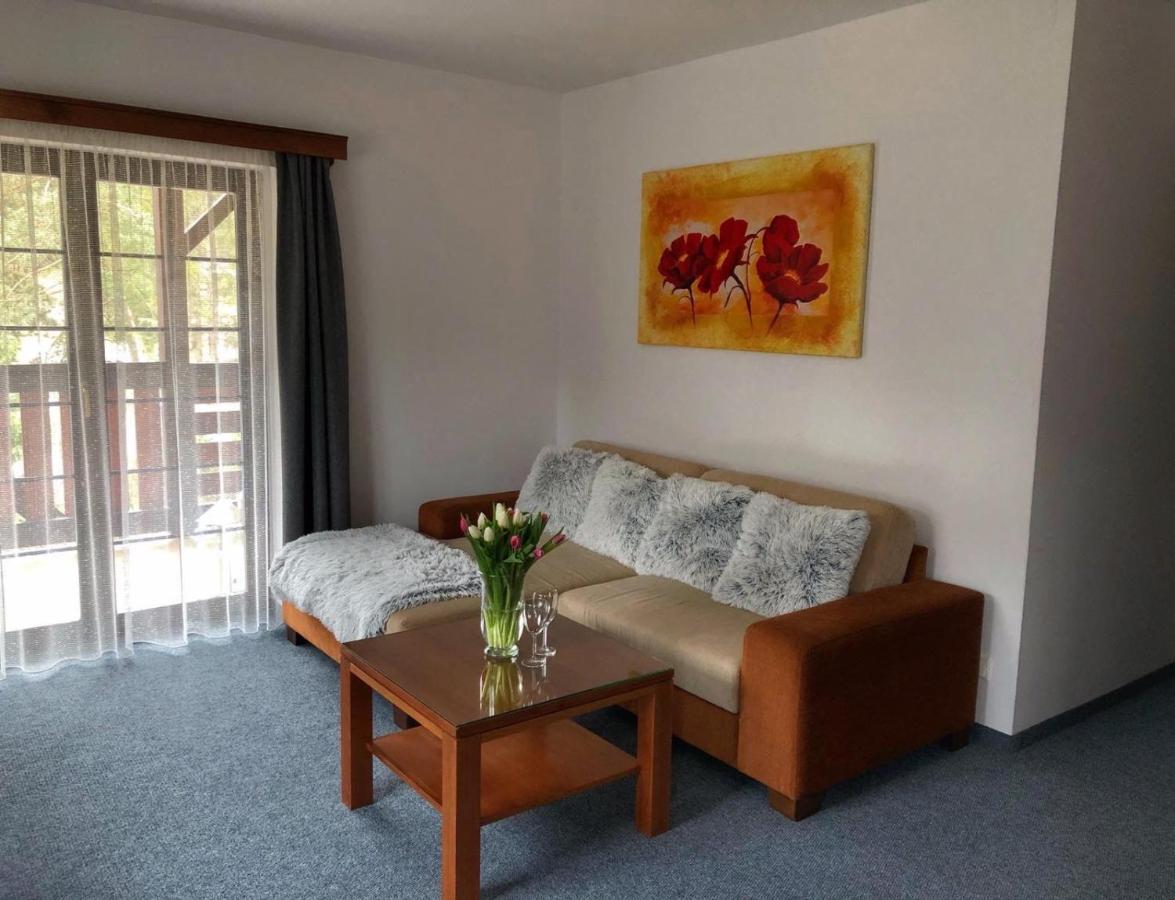 Apartman Renata 10 鲁容贝罗克 外观 照片